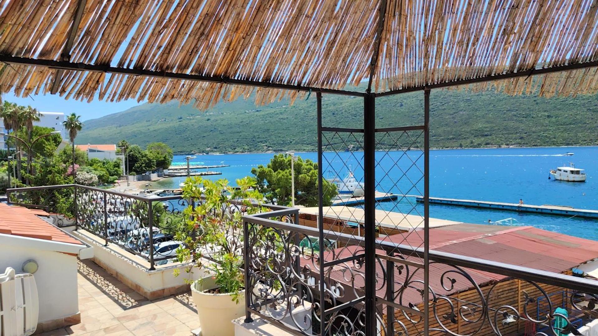 Apartment Sm Herceg Novi Exterior photo